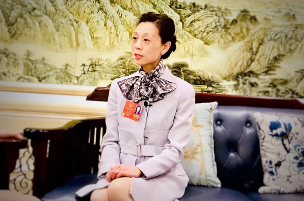 對(duì)新能源汽車的物流應(yīng)用、電池回收,人大代表王麒如此建言